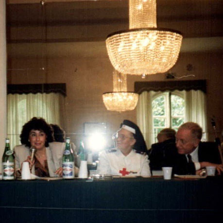 1985-Flori-Degrassi-Luisa-Nemez-Prof-Mauro-Di-Pietrantonio-Chianciano