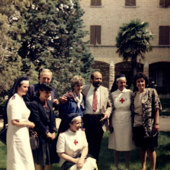 1994-Flori-Degrassi-Gianni-Mandarano-Prof-Mauro-Di-Pietrantonio-Luisa-Nemez-Peruga